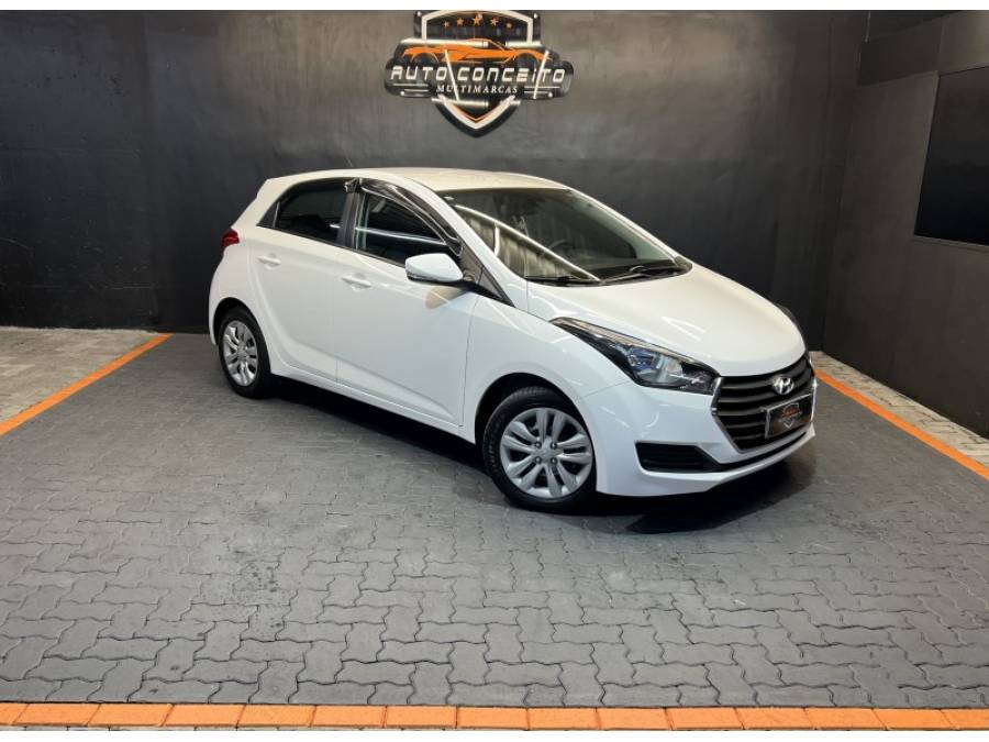 HYUNDAI - HB20 - 2017/2018 - Marrom - R$ 56.900,00 - Ortiz Veículos